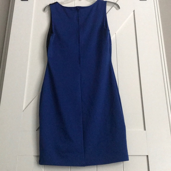 💛 Guess bodycon dress EUC - Picture 3 of 4
